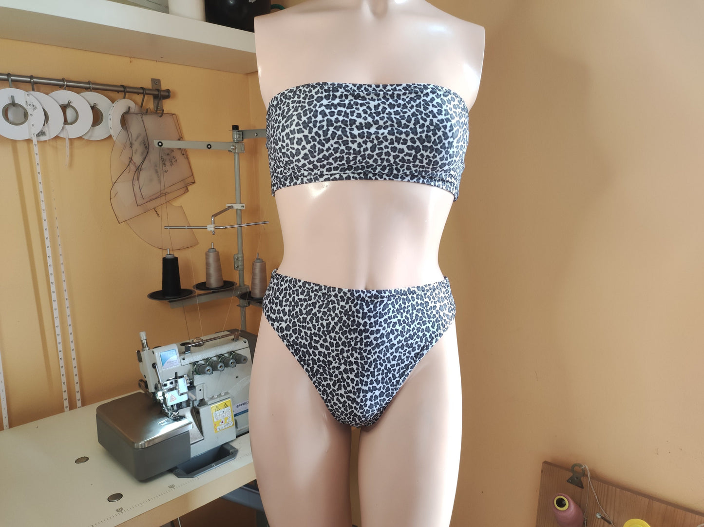 High Waist Bikini Bottom Sewing Pattern – Retro 80's/90's High Leg Cut