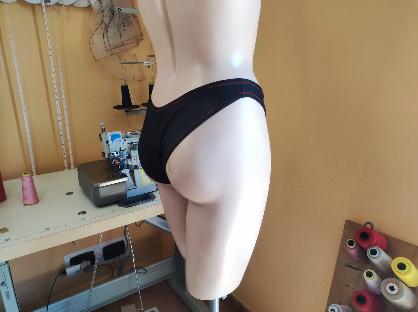 Cheeky Bikini Bottom Sewing Pattern – Medium Leg Cut