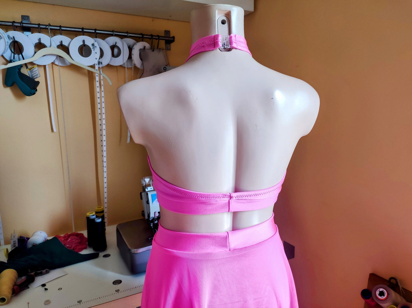 Cartamodello per Costume da Danza per Bambina – Top Halter & Gonna Asimmetrica (Taglie 4-16)