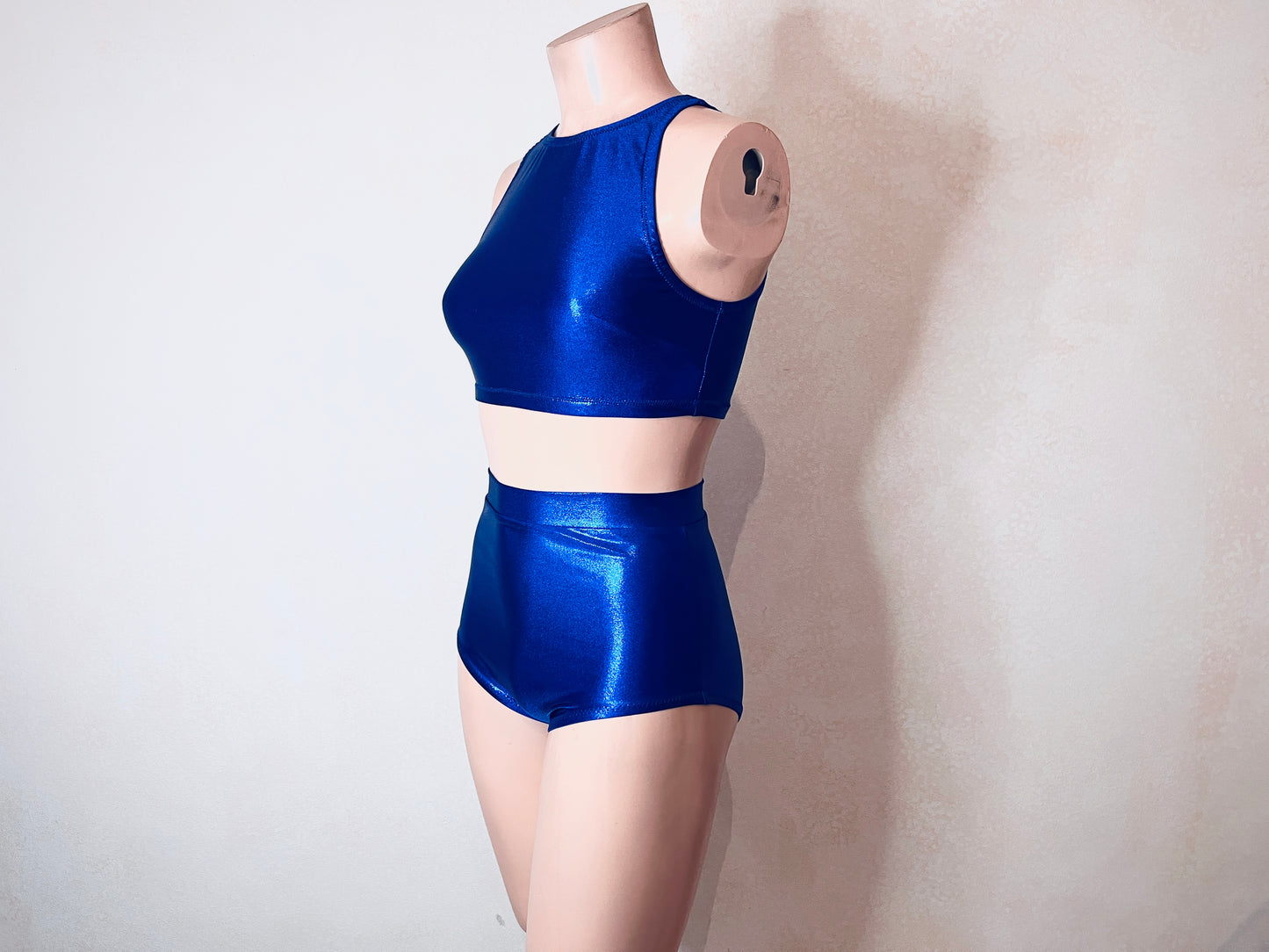 Pole Dance Set Sewing Pattern – Halter Top & High Waist Shorts (Women Sizes)