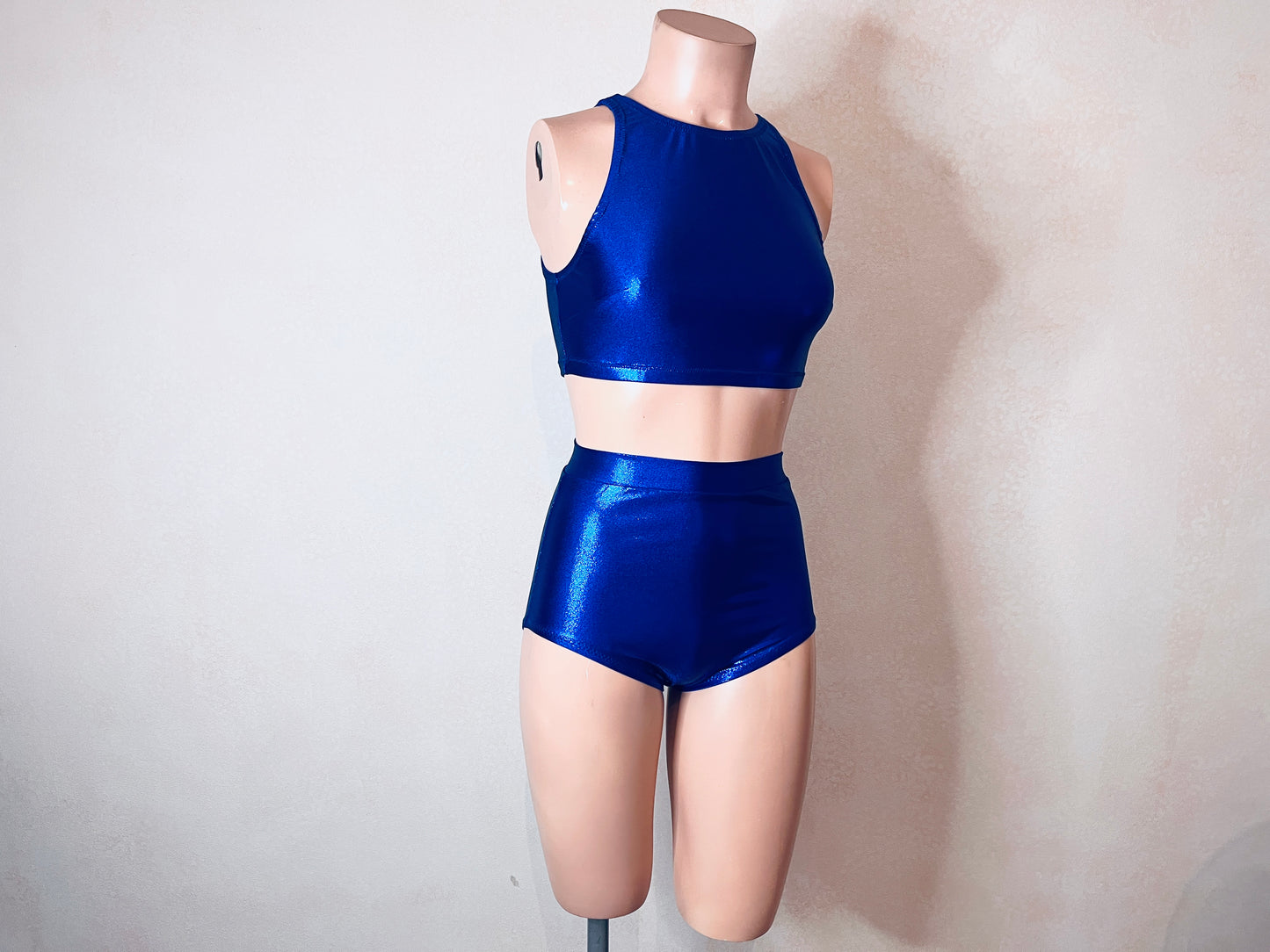 Pole Dance Set Sewing Pattern – Halter Top & High Waist Shorts (Women Sizes)